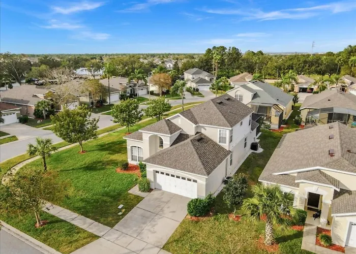 5 Bedrooms 35 Bathrooms Windsor Palms 8017 Kp Kissimmee